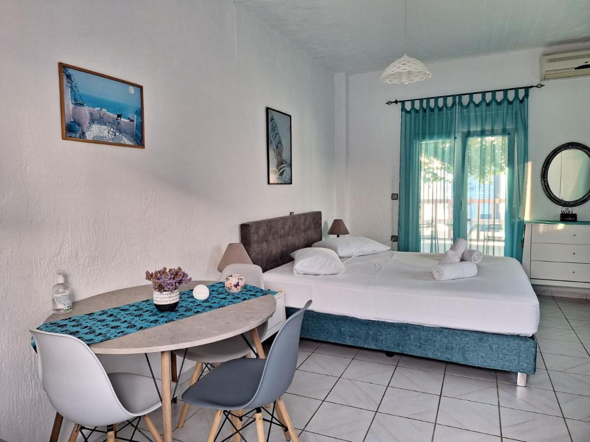 Βig Βlue Apartments Makrýgialos Extérieur photo