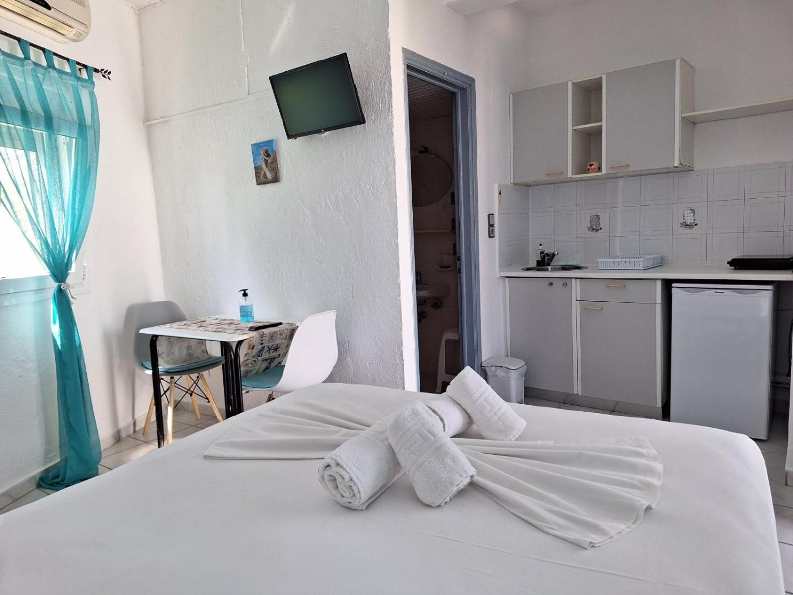 Βig Βlue Apartments Makrýgialos Extérieur photo