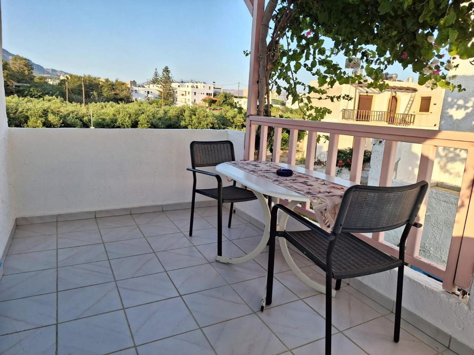 Βig Βlue Apartments Makrýgialos Extérieur photo